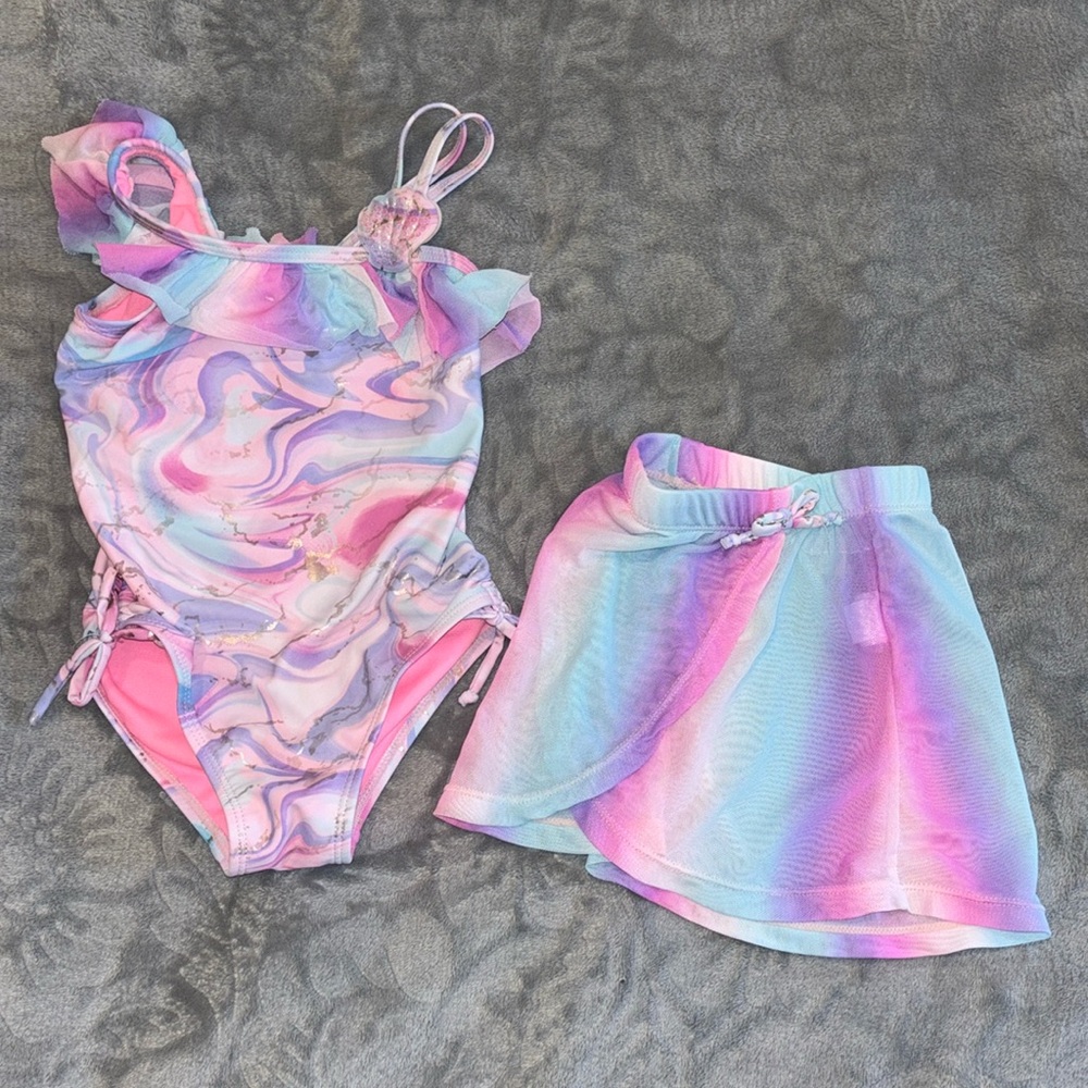 💐Girls BathingSuit 3T